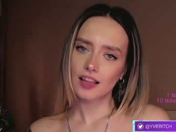 Cam stars girl _yvie_ image #3545224