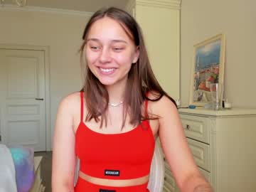 Cam stars girl eleonora_linn image #2175085