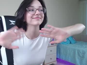 Cam stars girl queen_kitty1818 image #1953346