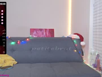 Cam stars girl petitebrat image #3133007