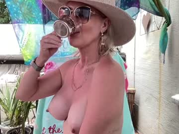Cam stars girl gl1tter_barbie image #3645007
