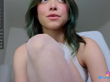 Cam stars girl lily_ewing image #5537569