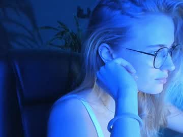 Cam stars girl linellali image #2994719