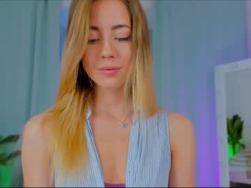 Cam stars girl emmi_rosee image #3917931