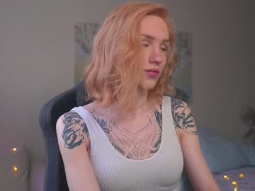 Cam stars tranny twiinkie_pie image #5177374