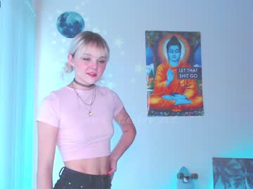 Cam stars girl petitebrat image #669446