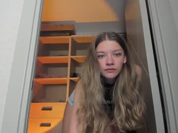 Cam stars girl coyness_geneva image #5192550