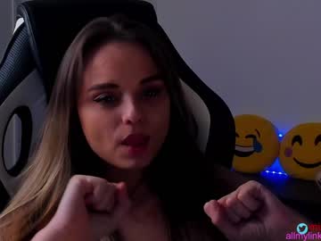 Cam stars girl misss_vikki image #2830353