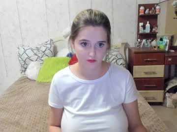 Cam stars girl emmika_ image #2636418