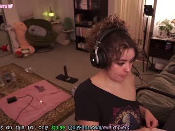 Cam stars girl evelynpiers image #4750434