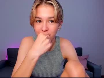 Cam stars girl holly____ image #3193582