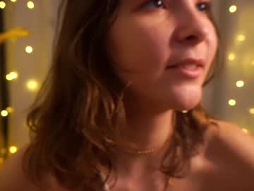 Cam stars girl helenmoors image #5942381