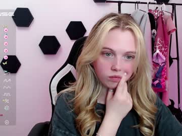 Cam stars girl small_blondee image #4303311
