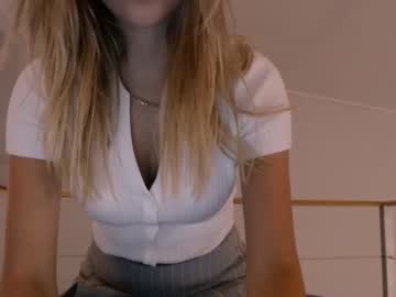 Cam stars girl bitter_moon image #3921278