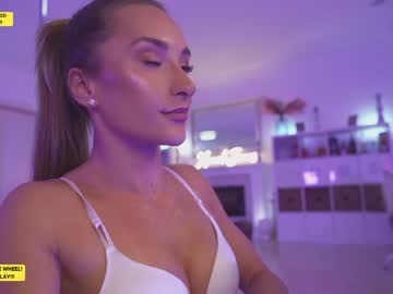 Cam stars girl hannahjames710 image #5638897