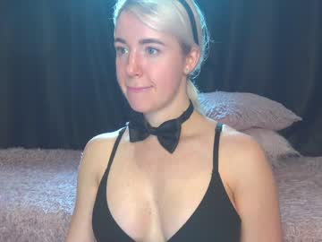 Cam stars girl xtina__ image #3172120