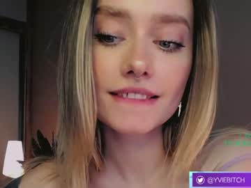 Cam stars girl _yvie_ image #3881881