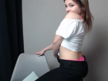 Cam stars girl relax_nina image #667615