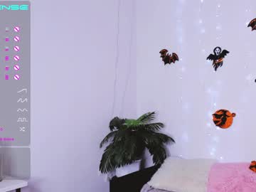 Cam stars girl emmika_ image #372557