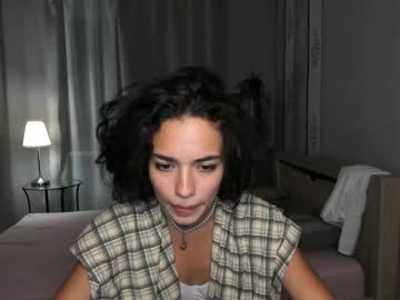 Cam stars girl ella_flare image #2486542