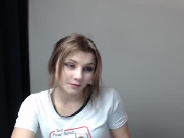 Cam stars girl relax_nina image #522698