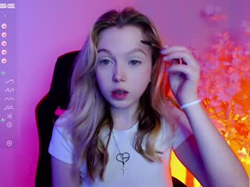 Cam stars girl small_blondee image #4007309