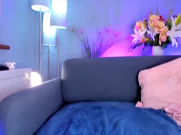 Cam stars girl littlee33 image #5467487