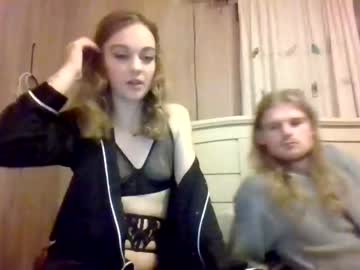Cam stars couple adrienna420 image #5706603