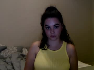 Cam stars girl gia_is_horny image #5190366