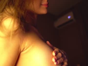 Cam stars girl cuteelsa_ image #6074086