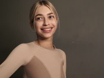 Cam stars girl cuteelsa_ image #4852317