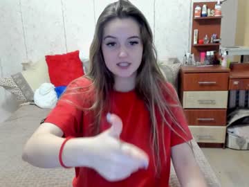 Cam stars girl emmika_ image #3122183