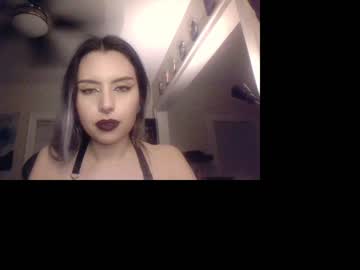 Cam stars girl runacrow image #4466692
