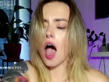 Cam stars girl _yvie_ image #2534371