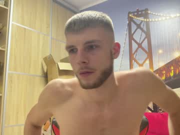Cam stars man raw_edge image #7012403