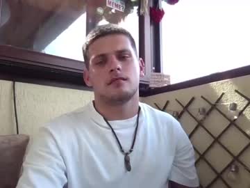 Cam stars man roberto_twink1 image #4547171