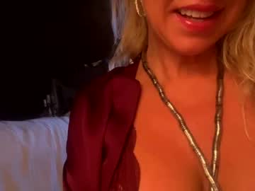 Cam stars girl hotmom2222 image #5303805