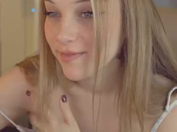 Cam stars girl mia_milagros image #1417580