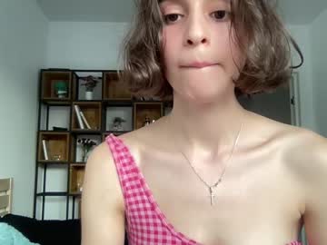 Cam stars girl crown_of_vice01 image #5149503