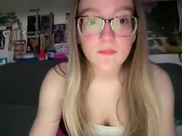 Cam stars girl alyssag7001 image #7029512