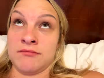 bigolebitties26 cam stars