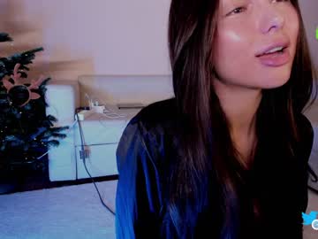 Cam stars girl hollyextra image #5976006