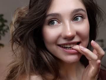 Cam stars girl mia_elfie image #6526604