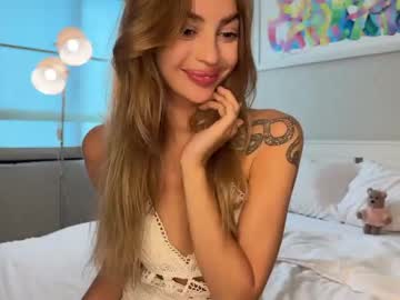 Cam stars girl cuteelsa_ image #6203437