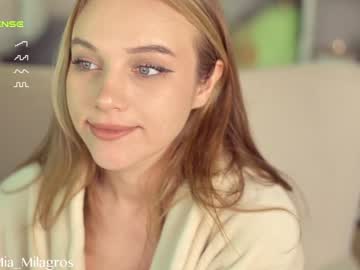 Cam stars girl mia_milagros image #5274785