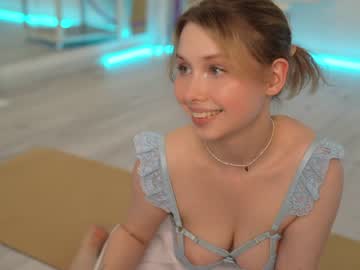 Cam stars girl april_blush image #6808646