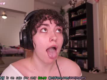 Cam stars girl evelynpiers image #4107736