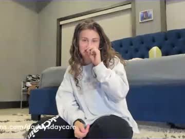 Cam stars girl daddy_daycare_ image #3412845