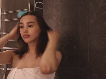 Cam stars girl angella_kleee image #5046375