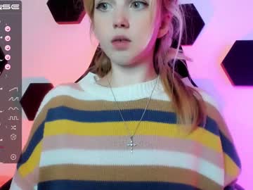 Cam stars girl small_blondee image #3935924